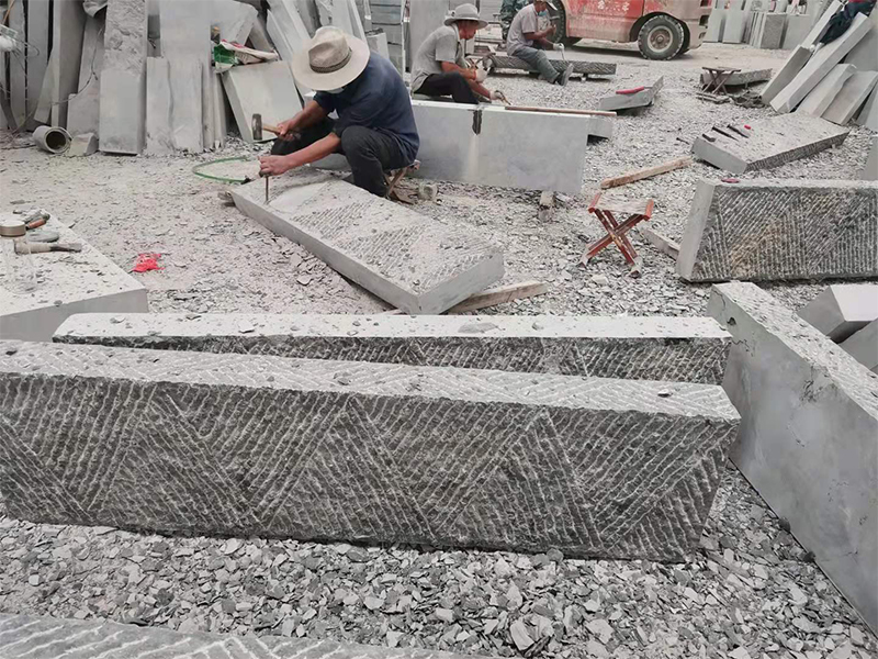 圓弧石材切割機(jī)(圖3)